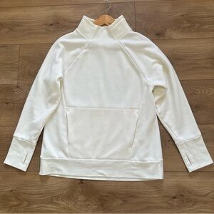 Fabletics Zaylee Funnel Neck Tunic Sweater‎ Women’s M Cream Kangaroo Pockets